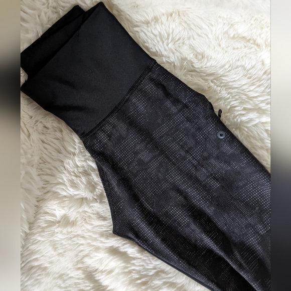 LNC Adidas woven sweat-wicking high waist leggings, breathable, grey & black, xs - Picture 3 of 8